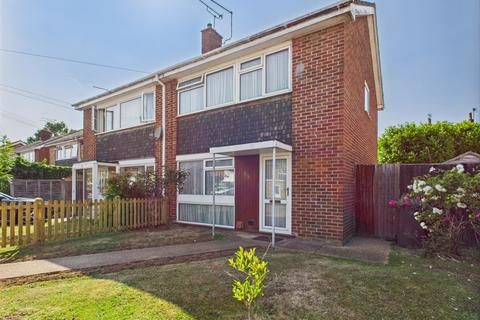 Canterbury, CT2 3 bed semi