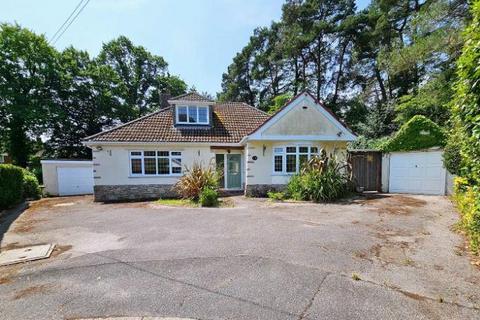 High Trees Walk, Ferndown 4 bed chalet for sale