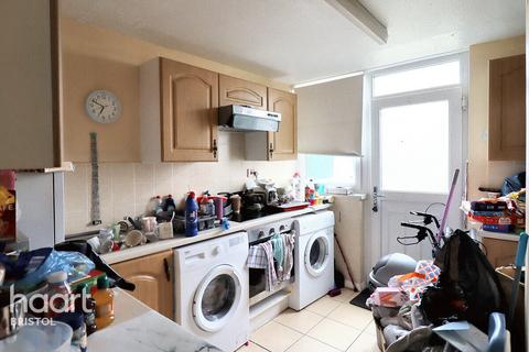 Roycroft Road, Bristol 3 bed terraced house for sale