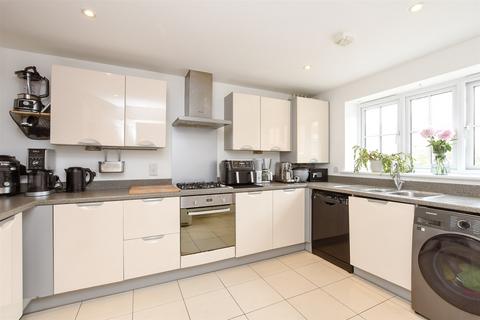 Burgess Road, Horley RH6 4 bed semi
