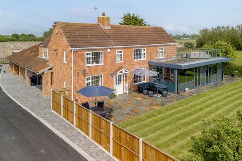 Skegness Road, Hogsthorpe, Skegness... 5 bed detached house for sale