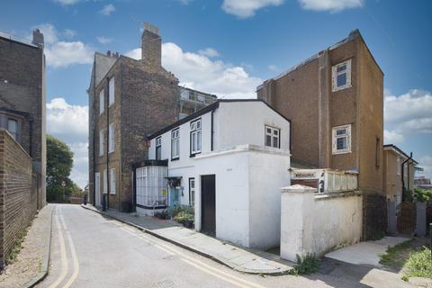 Abbots Hill, Ramsgate, Kent, CT11 3 bed terraced house for sale
