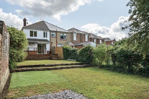 Manor Farm Road, Bitterne Park... 2 bed semi
