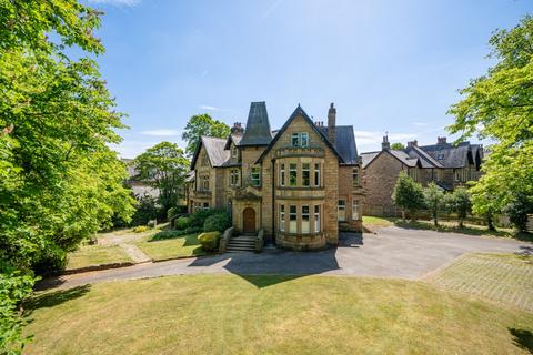 York Road, Harrogate, North... 35 bed detached house for sale