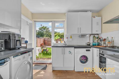 Darley Gardens, Morden SM4 2 bed end of terrace house for sale