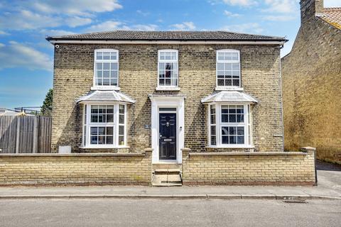 Clay Street, Ely CB7 4 bed detached house for sale