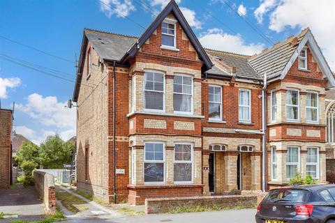 41 Linden Road, Bognor Regis PO21 1 bed ground floor flat for sale