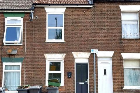 110 Cobden Street, Luton, LU2 0NG 2 bed terraced house for sale
