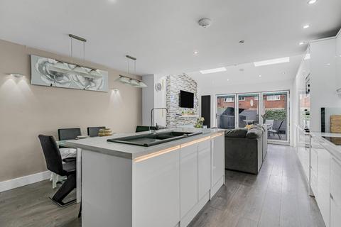 Radnor Road, London 4 bed end of terrace house for sale