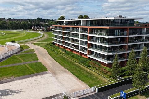 Racecourse Road, Newbury, RG14 2 bed apartment for sale