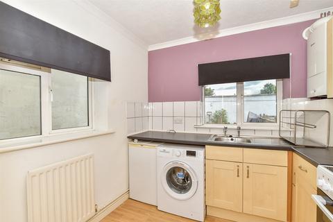 Shipbourne Road, Tonbridge, Kent 2 bed end of terrace house for sale