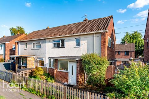 Gardner Road, Maidenhead 3 bed semi
