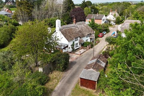 Woodend, Exton, EX3 3 bed semi