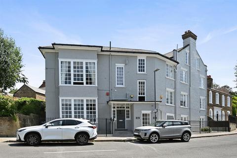 West Hill, Harrow 3 bed flat for sale