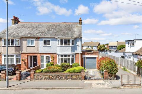 Beacon Road, Broadstairs CT10 3 bed semi
