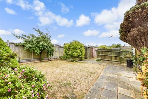 Pluckley Gardens, Cliftonville... 2 bed terraced bungalow for sale