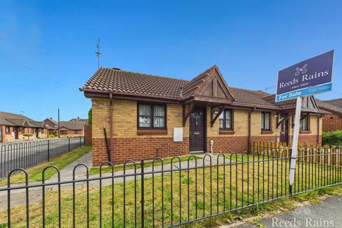 Preston Road, East Yorkshire HU9 2 bed bungalow for sale