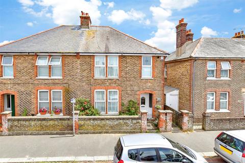Spencer Street, Bognor Regis PO21 3 bed semi