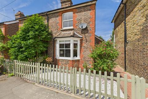 Triangle Road, Haywards Heath, RH16 2 bed house for sale