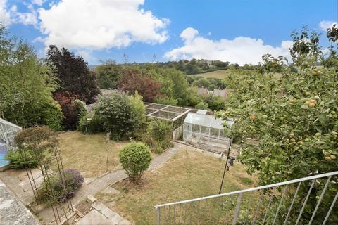 Nodgham Lane, Newport PO30 2 bed detached bungalow for sale