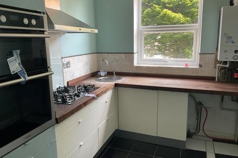 Norfolk Street, Southsea, Hampshire 2 bed maisonette for sale