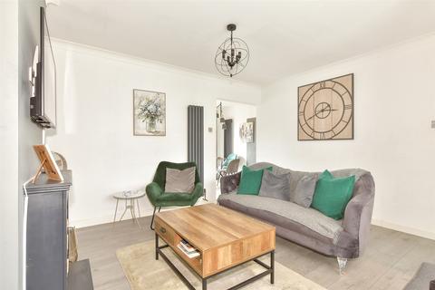 Barberry Avenue, Chatham, Kent 2 bed semi