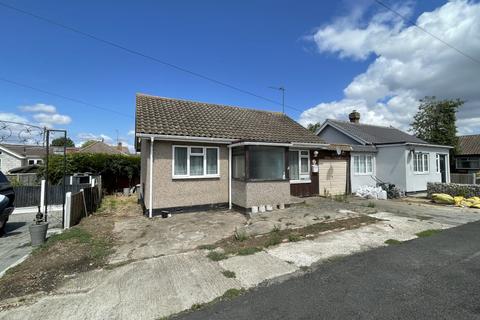 4 Cottesmore Close, Canvey Island... 2 bed bungalow for sale