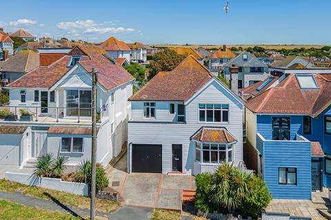 Crowborough Road, Saltdean, BN2 3 bed detached house for sale