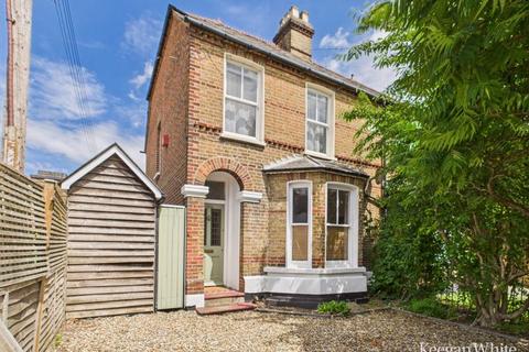 London Road, High Wycombe 3 bed semi