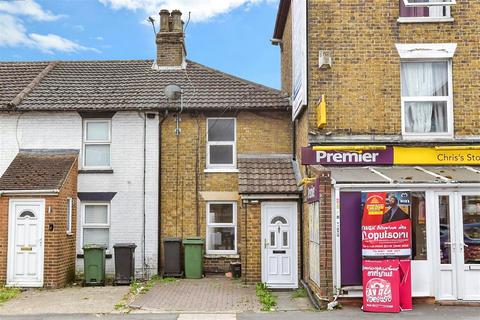 Tonbridge Road, Maidstone, Kent 2 bed terraced house for sale