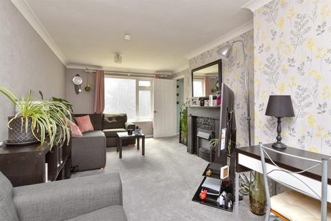 Kipling Avenue, Brighton BN2 2 bed end of terrace house for sale