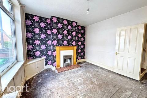 Montague Road, Nottingham 3 bed terraced house for sale