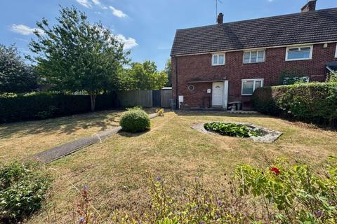 Lime Tree Avenue, Market Deeping PE6 3 bed semi