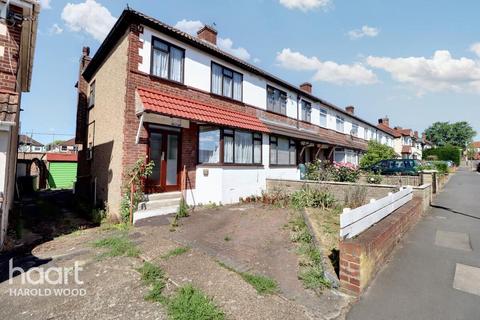 Harold Court Road, Romford 3 bed end of terrace house for sale
