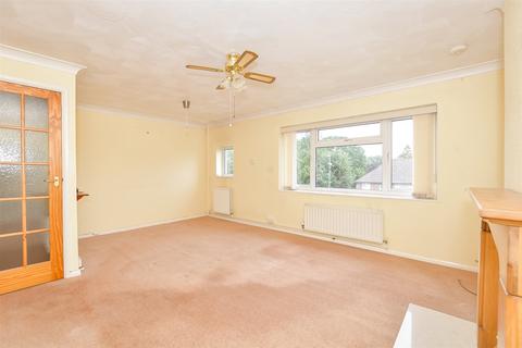 Jarvis Road, Arundel, West Sussex 2 bed maisonette for sale