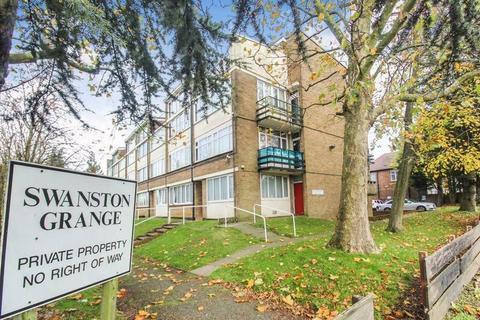 Dunstable Road, Luton, Bedfordshire... Studio for sale