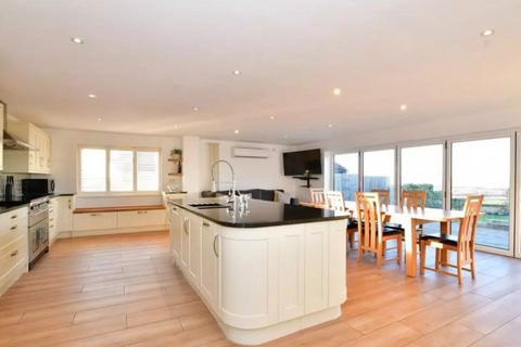 Cooling Road, High Halstow... 4 bed detached house for sale