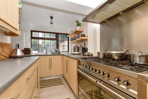 Clifton Road, Wallington, Surrey 3 bed semi