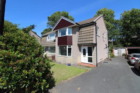 Providence Crescent, Oakworth... 3 bed semi