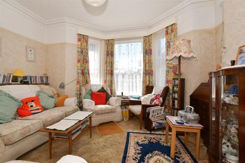 St. John's Road, Sandown PO36 4 bed semi