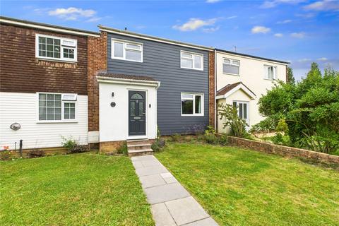Elmhurst, Tadley, Hampshire, RG26 3 bed terraced house for sale