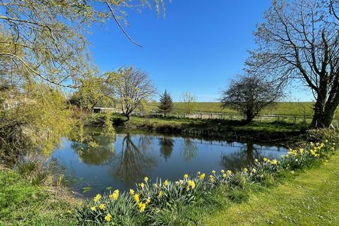 Barmoor, Scarborough YO13 3 bed cottage for sale
