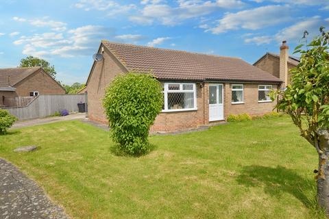 Victoria Close, Marshchapel DN36 5TT 3 bed detached bungalow for sale