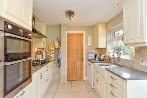 Edwin Road, Rainham, Kent 4 bed semi
