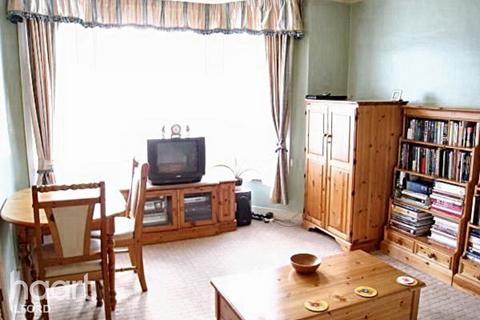 Argyle Road, Ilford 1 bed flat for sale
