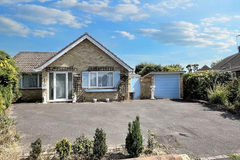 Ranworth Close, Felpham, PO22 2 bed detached bungalow