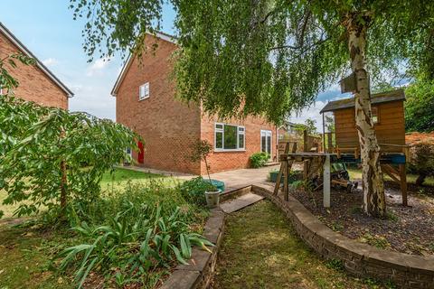 Grahame Avenue, Reading RG8 4 bed detached house for sale