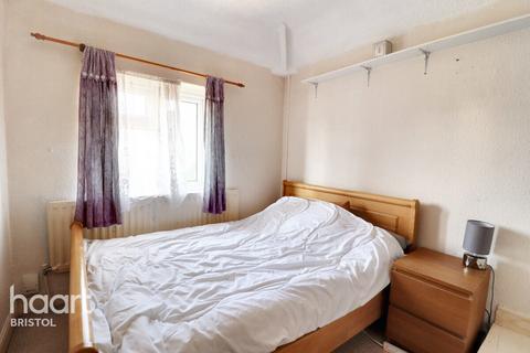 Somerdale Avenue, Bristol 3 bed semi