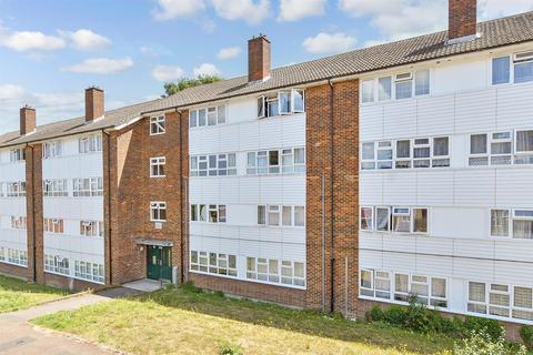 Bracken Avenue, Croydon CR0 3 bed maisonette for sale