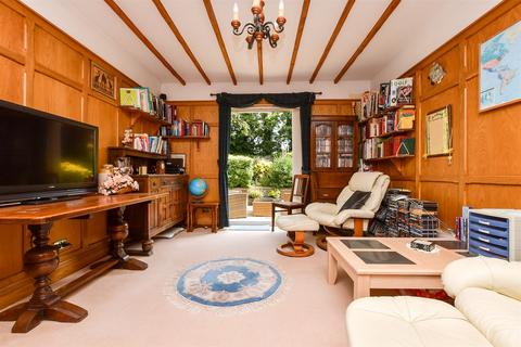 Dane Court Road, Broadstairs, Kent 4 bed detached bungalow for sale